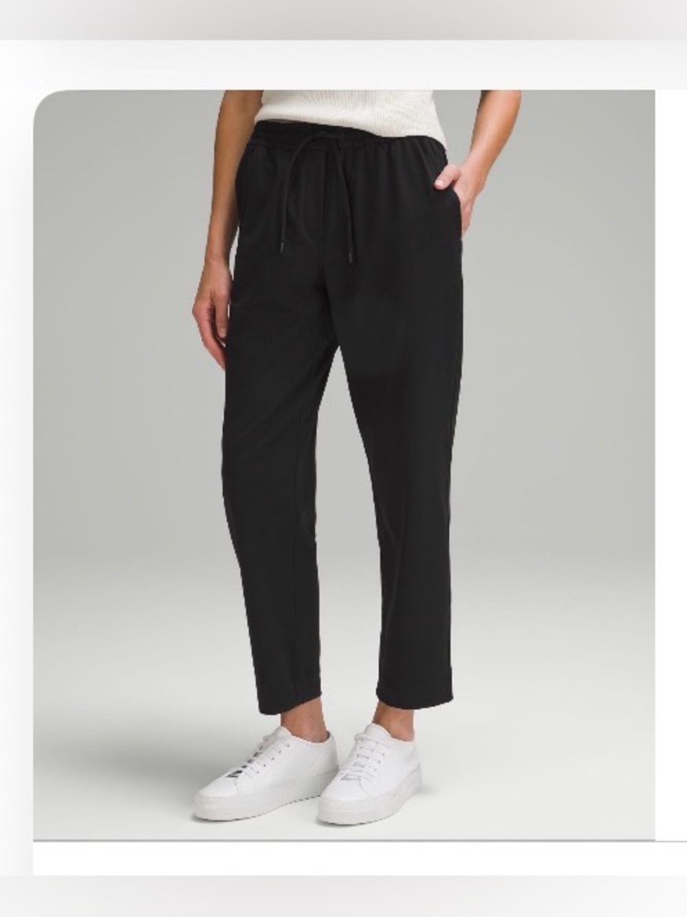 Lululemon Tapered-Leg Mid-Rise 7/8 Pant in Black Luxtreme Size Small